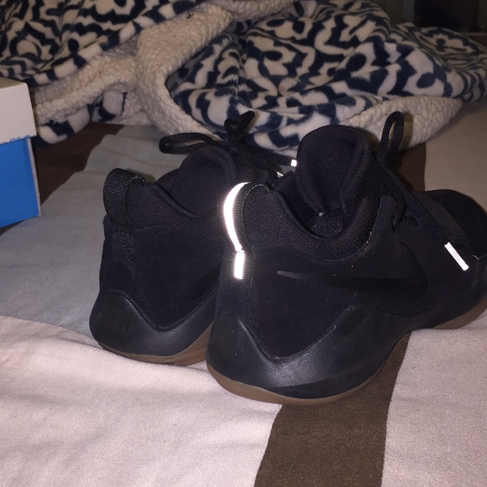 pg 1 - Picture 5 of 7